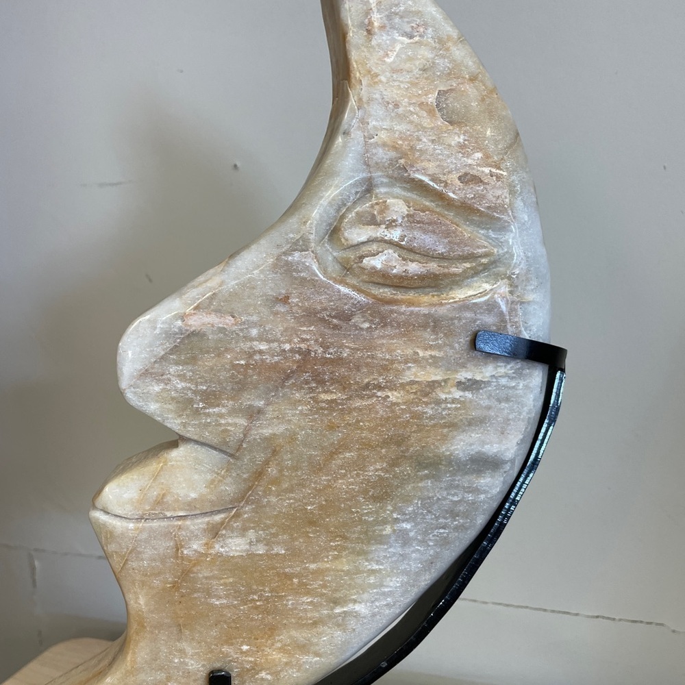 XL 100% NATURAL JASPER MOON W/ custom stand18” high, 9”wide 3” thick 3.9KG 8.7LB - Picture 8 of 9